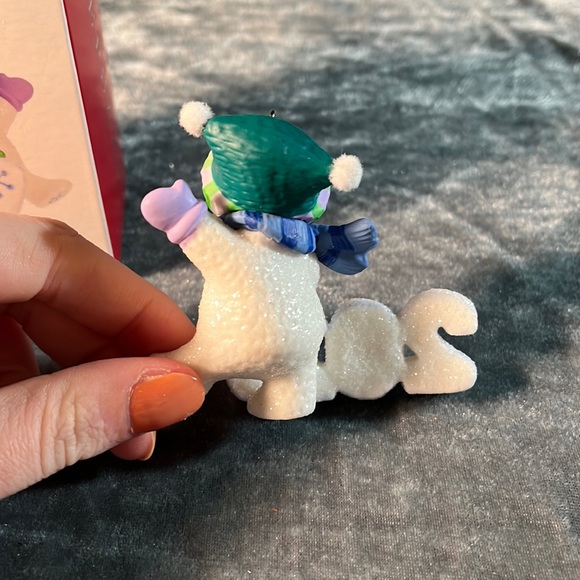 2019 Hallmark Keepsake Ornament - Picture 3 of 5